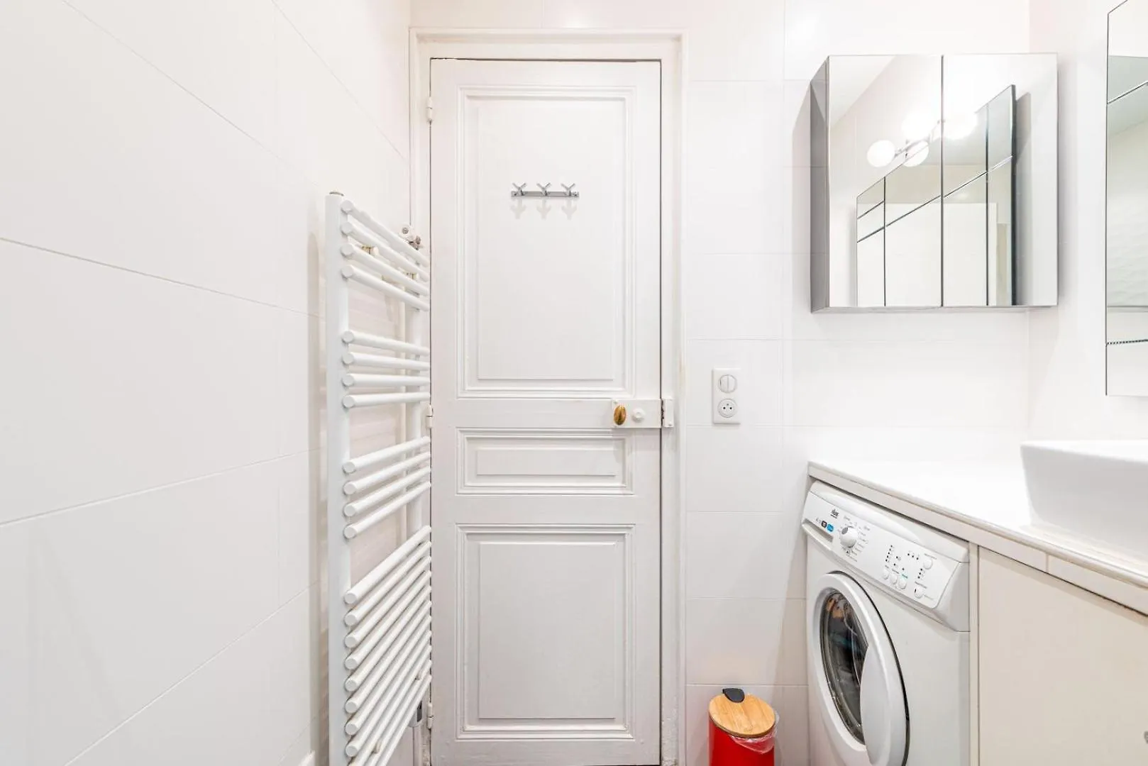 Guestready - Douceur Parisienne Dans Le 15E Arr. Appartement 0*, Parijs